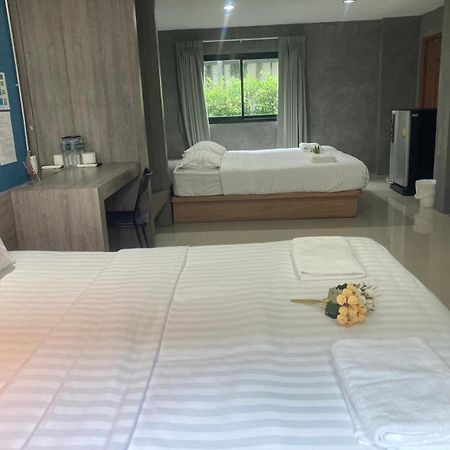 Matini Klong1 Hotel Bantalatrangszit Kültér fotó