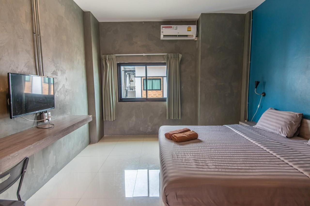 Matini Klong1 Hotel Bantalatrangszit Kültér fotó