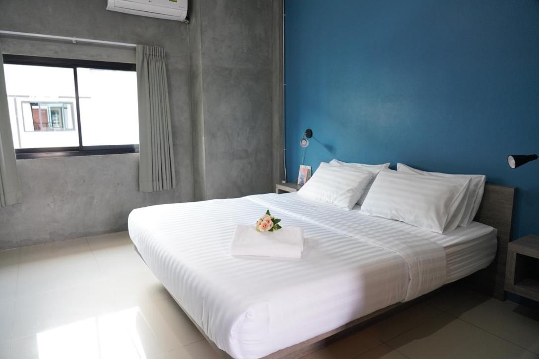 Matini Klong1 Hotel Bantalatrangszit Kültér fotó