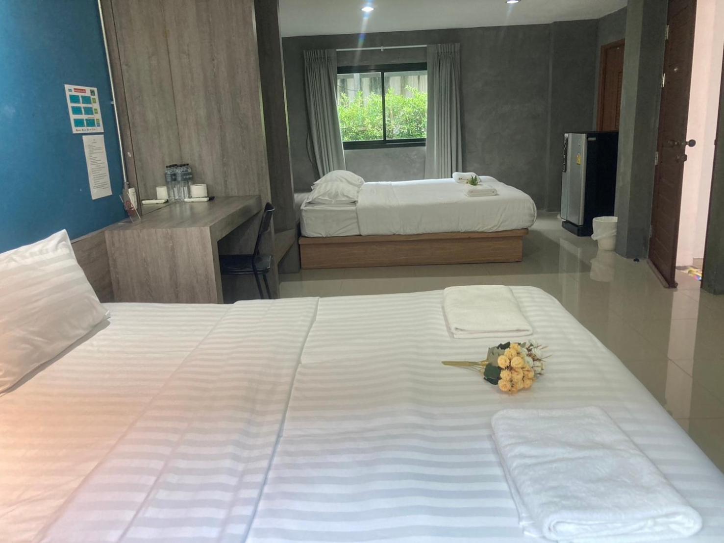 Matini Klong1 Hotel Bantalatrangszit Kültér fotó
