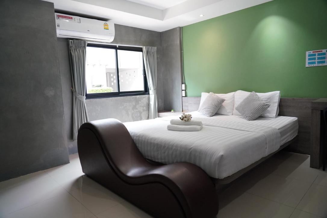 Matini Klong1 Hotel Bantalatrangszit Kültér fotó